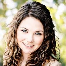 Jacqueline Barrett's Instagram, Twitter & Facebook