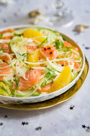 Carpaccio De Saumon En Salade Repas De Noel Recette Carpaccio Saumon Recette Saumon Frais Saumon A La Mangue