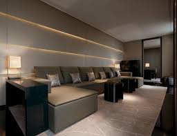 Established in 2004 the studio, under the direct supervision of giorgio armani, provides a comprehensive design service for a variety of projects: 19 Armani Casa Ideen Innenarchitektur Armani Hotel Produktdesign