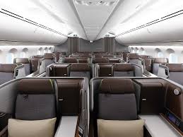 飛行旅遊 Ÿ尊榮權益 長榮航空商務艙機票專屬優惠。 免費使用美國運通the centurion lounge機場貴賓室、長榮航空貴賓室以及全球超過1,200間priority. å¤¢å¹»è‰™ç­‰å†æ™‰ç´š å°ç£eva Royal Laurel Class Traveler Luxe