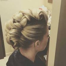 Sleek faux hawk for short hair: 10 Different Types Of Mohawk Hairstyles For Women In 2021