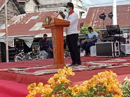 Jadi jangan sepele, ketika anda menemukan nama anda di ijazah salah tulis, segera demikian ulasan mengenai cara mengubah nama ijazah yang tidak sesuai ktp dan akte lahir. Camat Wahyudi Rth Taman Sungai Apit Yg Diberi Nama Taman Syarifah Sembilan Mirip Daerah Disney Land