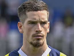 Ryan Kent 'rejected' 21 transfer offers as ex Rangers star digs heels in at  Fenerbahce