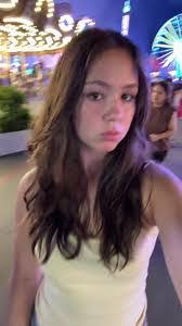 Jessica Cottle's Instagram, Twitter & Facebook