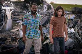 Phim có sự tham gia của gina rodriguez, jennifer jason leigh, barry pepper, finn jones, shamier anderson, ariana. Gina Rodriguez Battles Sleep Deprivation In A World Of No Electronics In Awake Exclusive First Look And Trailer Ew Com