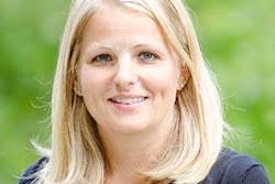 Melissa Shivers's Instagram, Twitter & Facebook