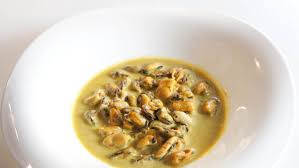 Soupe De Moule Au Curcuma Par Pierre Gagnaire Soupe De Moules Recettes De Cuisine Pierre Gagnaire