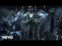 They are composed of three rappers known by their stage names quavo, offset, and takeoff. Hear Migos Travis Scott Young Thug S New Song Give No Fxk Rolling Stone