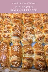 Die Besten Rezepte Aus Dem Balkan Balkan Rezepte Sind Vielseitig Lecker Und Schnell Zubereitet Einfach Gehaltene Rezepte Lecker Und Schnell Hot Dog Brotchen