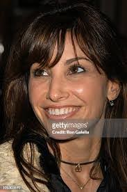 Lillian Goodman's Instagram, Twitter & Facebook