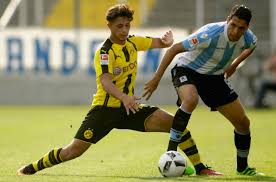 Mateu morey hiobsbotschaft für den bvb: Borussia Dortmund Youngster Dario Scuderi Makes Comeback Two Years After Suffering Worst Injury You Could Imagine