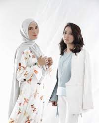 Our system stores nurul izzah anwar apk older versions. Political Patriots Nurul Izzah And Hannah Yeoh On Freedom And Change For The Nation Tatler Malaysia