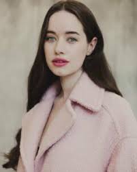 Anna Popplewell Wiki : Est-elle mariée, qui est son mari ?