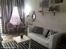 Hiasan ruang tamu kecil rumah teres, hiasan dalaman ruang tamu kecil, cara menghias ruang tamu sempit dan panjang, cara menghias ruang diy pelbagai idea bagi deko ruang tamu rumah kos rendah sumber : Dekorasi Rumah Teres Kos Rendah Desainrumahid Com