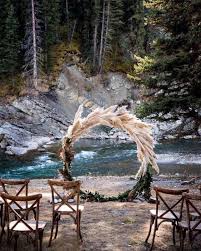 Puedes elegir el que más te guste, o dejarte llevar por algún wedding planner que te aconseje sitios especiales. Bodas En Bosques Temporada Otono Essenzia Espanola