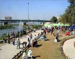 بغداد في نهاية التسعينات dolores park baghdad park