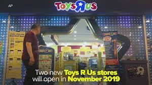 The owner of hmv has announced that he will buy the canadian branch of toys r us and has plans to expand it to other countries. Toys R Us To Open 2 Stores In Fall 2019 More Us Stores To Follow King5 Com