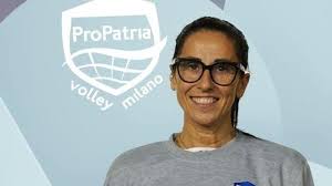 Barbara Siciliano, ex giocatrice dell'Italia di volley, muore in vacanza  per un malore