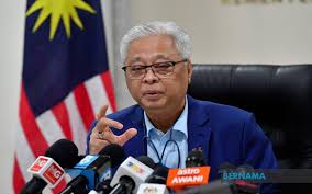 Jun 27, 2021 · kuala lumpur, june 27 — the government has today announced a revision to the existing operating hours for eateries and restaurants under the first phase of the national recovery plan (nrp) to operate from 6am until 10pm starting tomorrow. Bernama Special Mkn Meeting To Discuss Interstate Travel Ismail Sabri