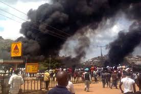 Jos has witnessed a series of civil crises which have generated mass casualties that the jos university teaching hospital has had to respond to from time to time. 20 Feared Dead 50 Vehicles Burnt In Fresh Jos Violence Vanguard News