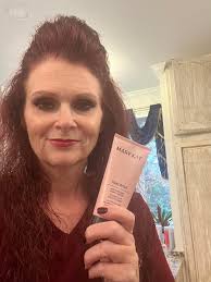 Are there any Mary Kay reps in Oregon, Ohio with specific products?