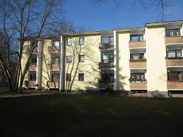2 zimmer, kochnische, innenliegendem badezimmer, flur, loggia (ca. 3 Zimmer Wohnung Zum Verkauf Bruno Walter Str 15 12247 Berlin Lichterfelde Steglitz Mapio Net