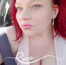 Is a scar thread allowed? I think they're super interesting and wanna see  what cool ones y'all have 😂 Here's where I kicked a broken pool light  while swimming when I was