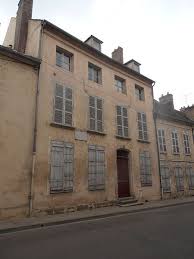 Maison Joseph Joubert A Villeneuve Sur Yonne Plus D Infos Sur Le Lien Monuments Historiques Maison Monuments