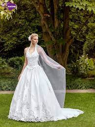 Robe Decollete A L Americaine Robe De Mariage Robe De Mariee Robe De Mariee Princesse