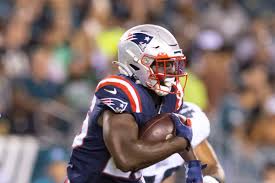 Sony michel (born february 17, 1995) is an american football running back for the los angeles rams of the national football league (nfl). H99 Apur0zkrvm