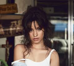 Sara has brunette hair with caramel colored highlights. 2732x768px Free Download Hd Wallpaper Singers Camila Cabello Black Hair Brown Eyes Face Latina Wallpaper Flare