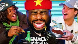 🇻🇳Brits Try Vietnamese Snacks for the First Tim e with Stepz and Callum  Joyce!