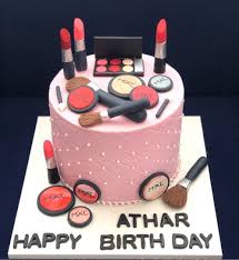 This awesome makeup themed cake was created for a sweet 16 birthday party. Make Up Girl Cake Food Drinks Baked Goods On Carousell