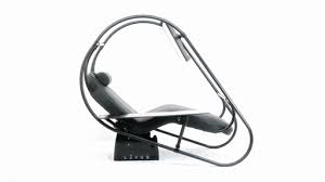 Forward thinking innovation and minimalist design, our modern desks stand out. Levus Zero Gravity Workstation