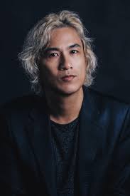 Ely buendia is a filipino musician, writer, and director. Former Eraserheads Frontman Ely Buendia I Had A Chip On My Shoulder For The Longest Time And I Admit Now That It Got To Me
