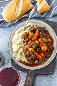Beef Bourguignon Is A Delicious Beef Stew That S Perfect For Winter Meals Also Known As Beef Bur Beef Bourguignon Beef Burgundy Recipe Beef Bourguignon Recipe