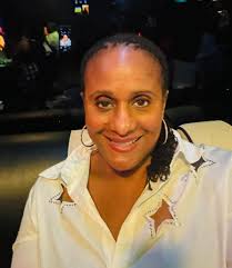 Hi all! I just wanted to introduce myself. I'm 66 and I've been single for  16 years while raising 2 daughters by myself.