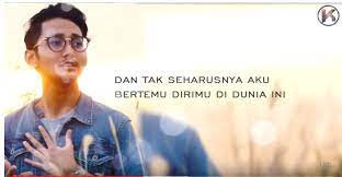 chorus dan tak seharusnya aku bertemu dirimu di dunia ini dan kau membuang diriku sesuka hati mu dan memilih dia dan ku tersandar begini meratapi hati yang telah dilukai aku sedar betapa hinanya ku di matamu. Lirik Lagu Di Matamu Sufian Suhaimi Lagu Terbaru Kecewa Blog Informasi