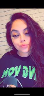 Heyy everyone my name is Andrea but I go by Rachel (my alter ego) my cousin  Jessica is the creator of this and I love how she put herself out there to