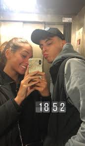Pasalnya, sophia terlihat dicium sang kekasih, kai havertz saat sang gelandang tim nasional jerman di piala eropa 2020 tersebut memegang trofi kemenangannya di liga champion. Xbrandtx Together Again