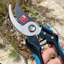 Amounteach current price$6.49 * quantity 48.5 oz. Gardenline Pruners My New Favorite Backyard Tools Almost All Aldi