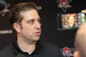 Sylvain Favreau en lice pour le titre d'entraîneur-chef par excellence