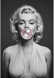 2+ Thousand Dress Marilyn Monroe Royalty-Free Images, Stock Photos &  Pictures