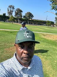 Anyone up for a morning round? 9:30?