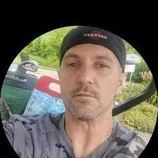 Tim Randolph's Instagram, Twitter & Facebook