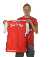 Having joined arsenal from bayern munich in june 2017, vivianne miedema is widely regarded as one of having made just over 75 appearances for arsenal, miedema finds herself tenth in the club's. Miedema Arsenal Jersey Jersey On Sale