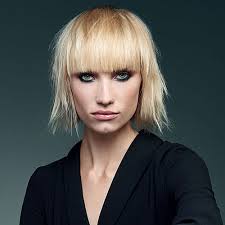 Amber Heard: Mit Valentino Robe und Badekappe: imSalon.at