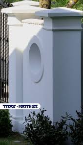 Zaunpfeiler Torpfeiler Zaunsaulen Aus Beton Pfeiler Pfeileraufsatz Tor Design Zaun Gartengestaltung Ideen