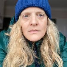 Katie Samson's Instagram, Twitter & Facebook