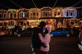 34th Street Lights Baltimore Engagement Photography By Brea Wedding Pics Photography Engagement